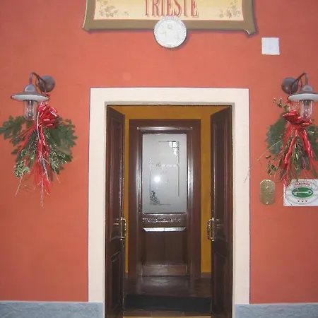 I Malpensanti Del Trieste Monticelli d'Ongina